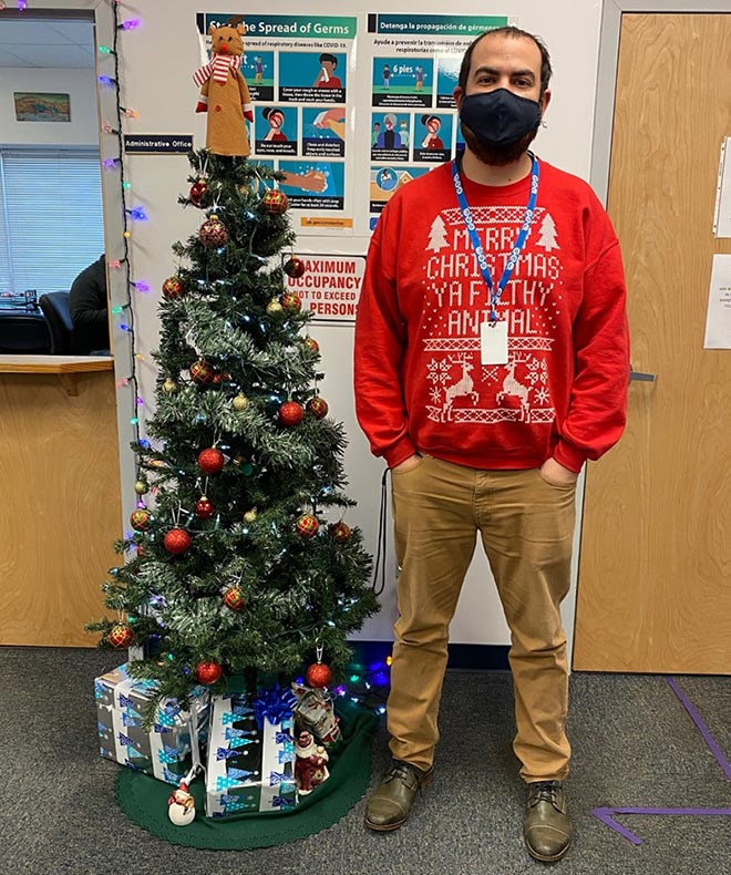 GEO Reentry alumni and staff perform holiday community service