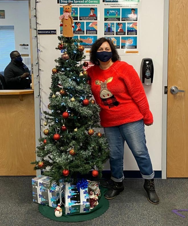 GEO Reentry alumni and staff perform holiday community service